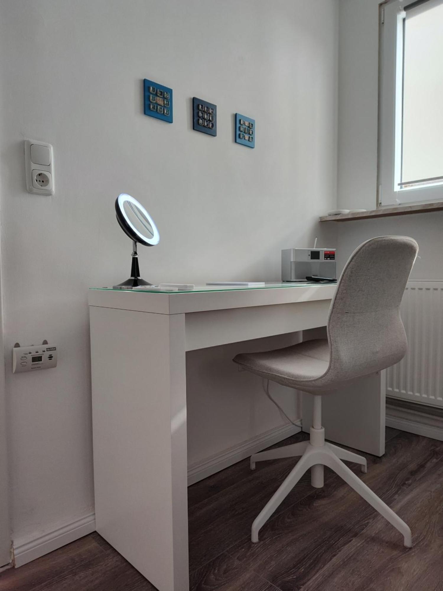 Friesenhuus Deluxe Apartment Йевер Екстериор снимка