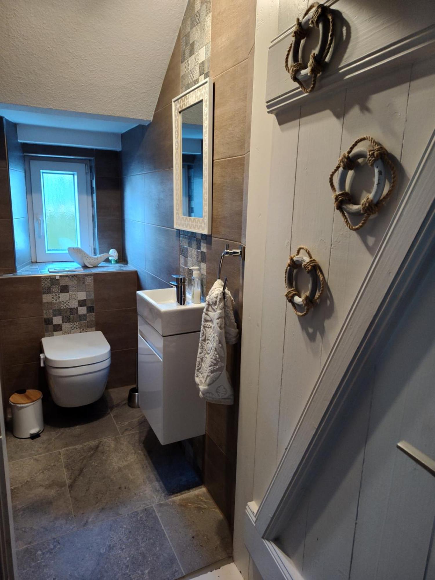 Friesenhuus Deluxe Apartment Йевер Екстериор снимка