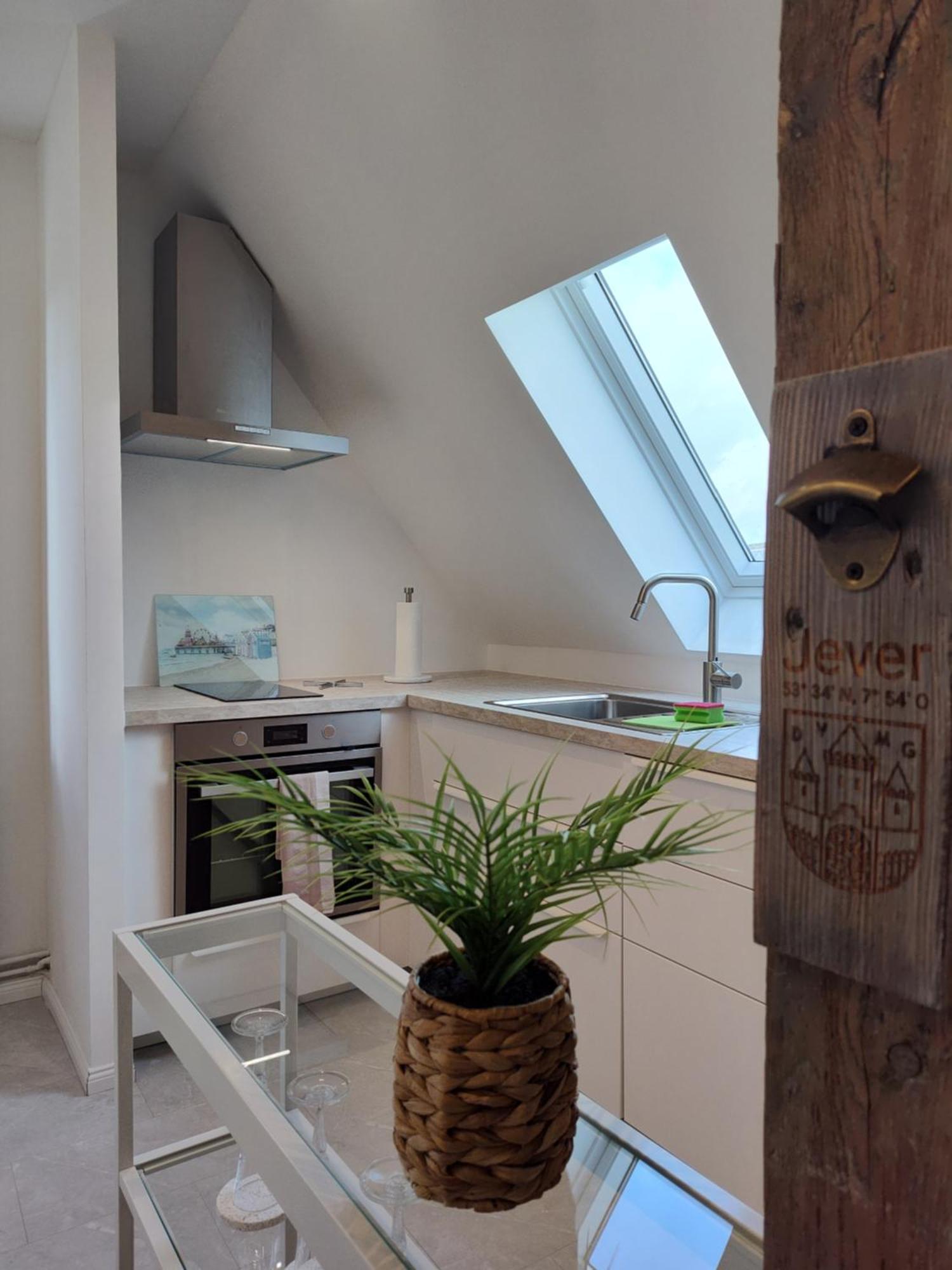 Friesenhuus Deluxe Apartment Йевер Екстериор снимка